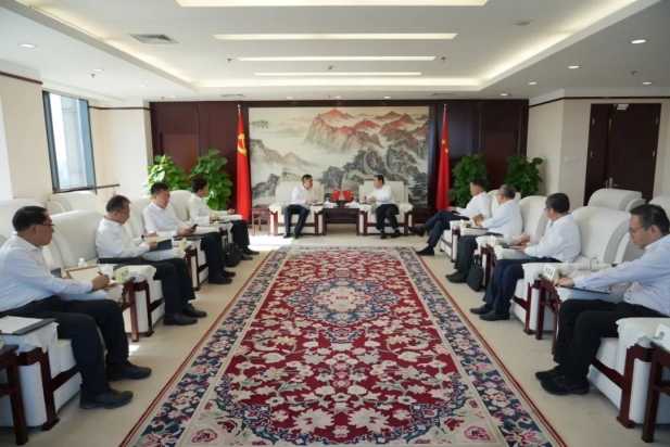 白忠泉董事长与河北省副省长赵新海会谈